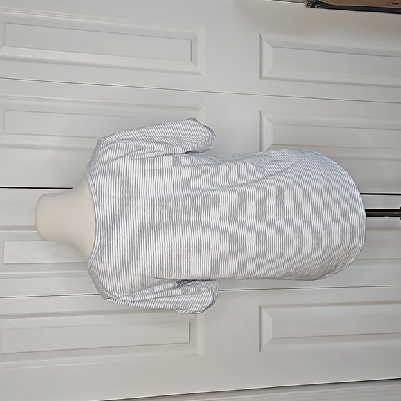 Loft Short Sleeve Top - Picture 4 of 10